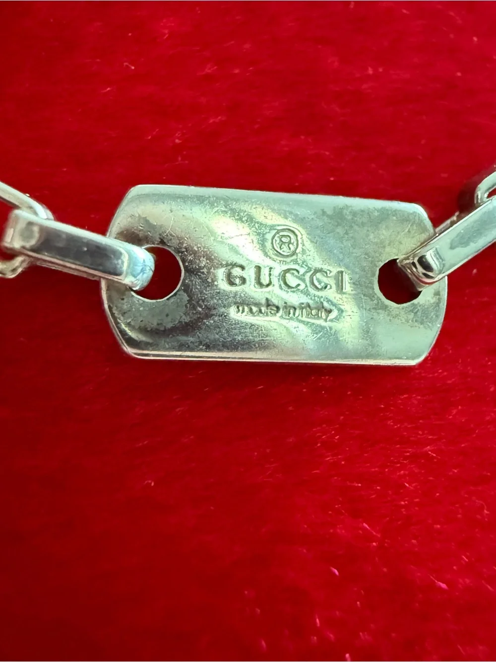 Authentic Gucci Sterling Silver Geometric Pendant Necklace – 18”